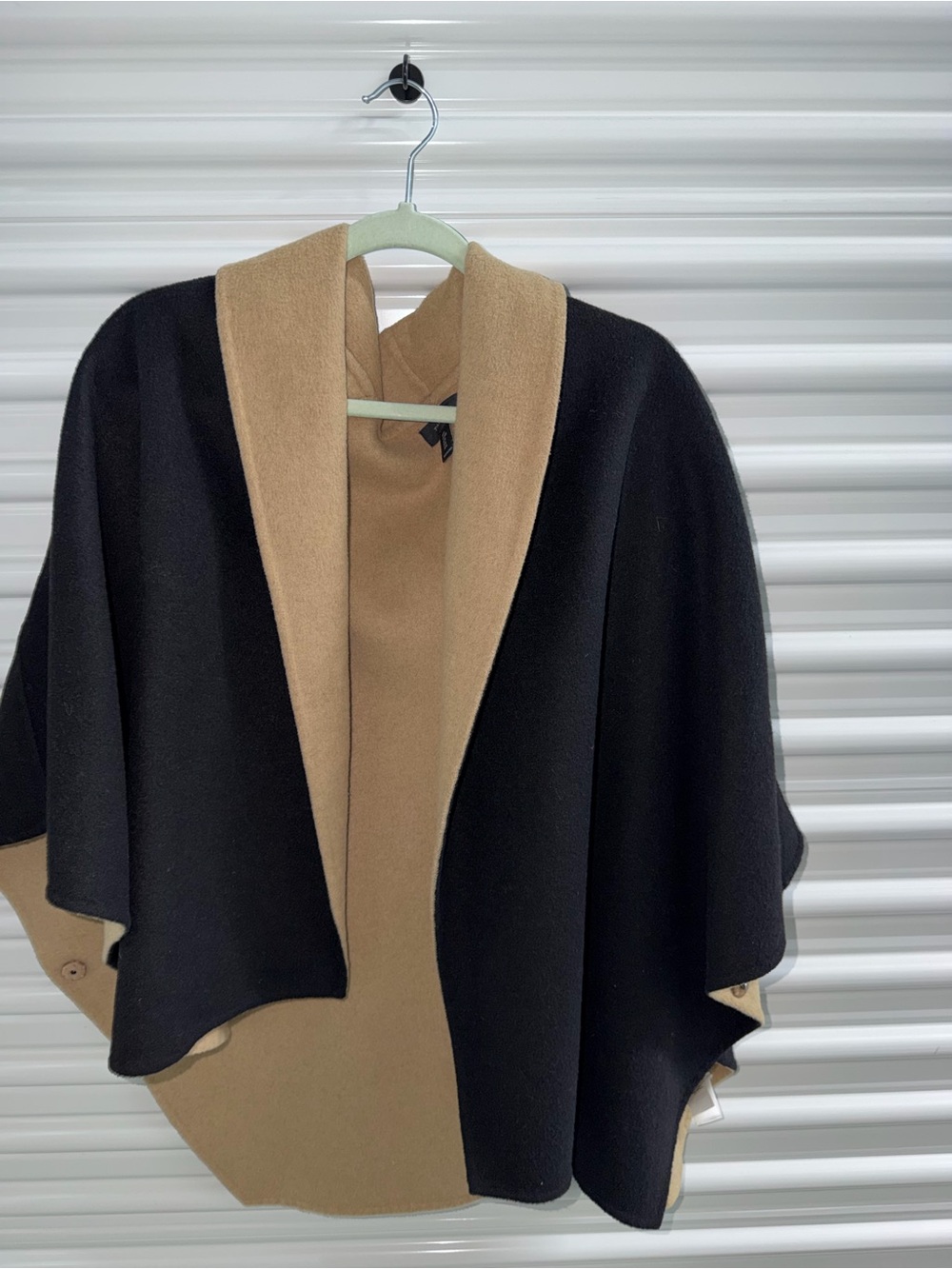 T Tahari Black & Camel Reversible Wrap Poncho